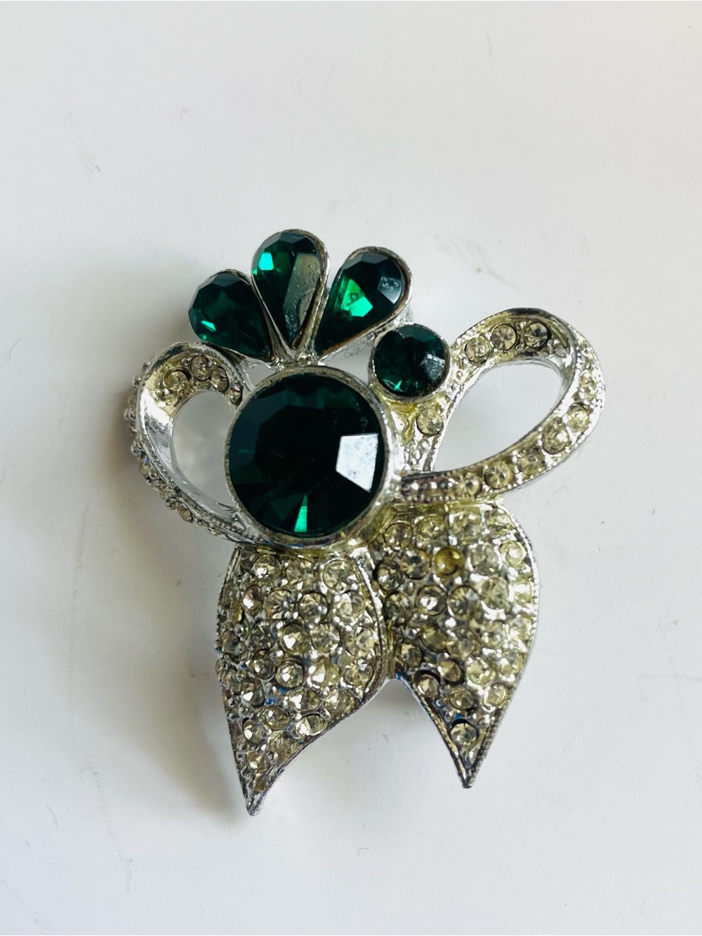Vintage Rhinestone Bow Pendant with Emerald Green & Clear Stones